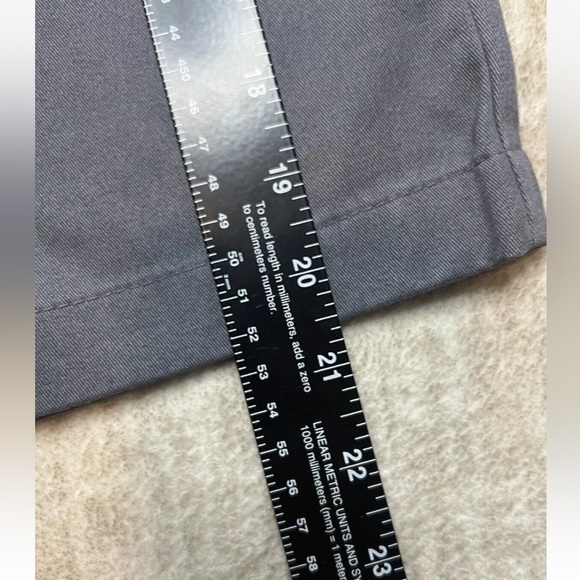 NEW Old Navy Shorts Boy's Size 14 Gray Chino short Adjustable Waist - Picture 5 of 9